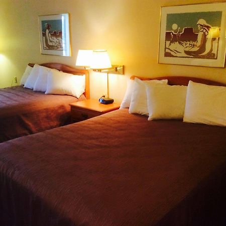 Forty Club Inn Deerwood 외부 사진