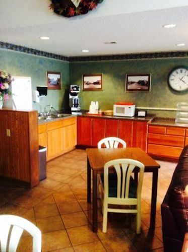 Forty Club Inn Deerwood 외부 사진